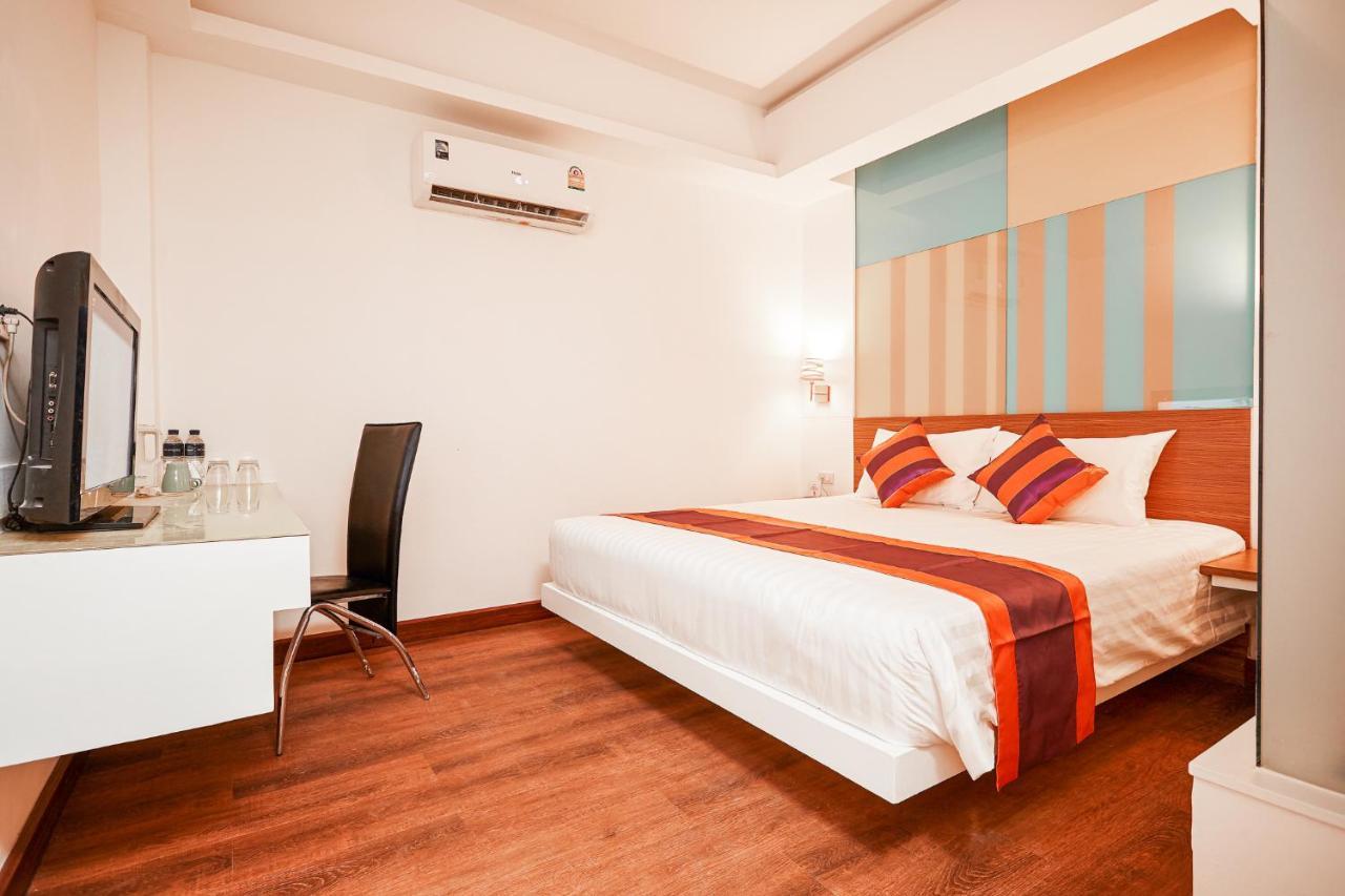 Studio Asoke Bangkok Exterior foto